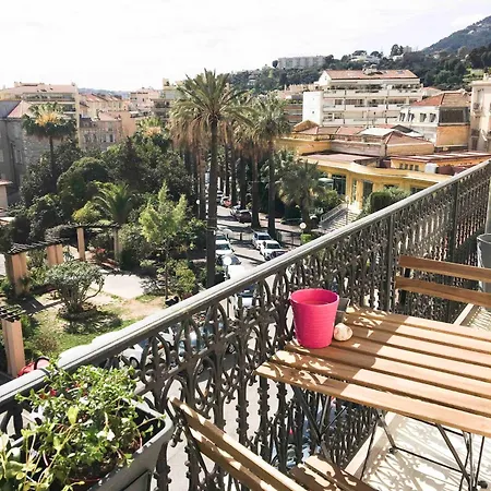 Charming Studio In The Heart Of Menton Exterior photo