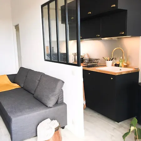 Charming Studio In The Heart Of Menton Exterior photo